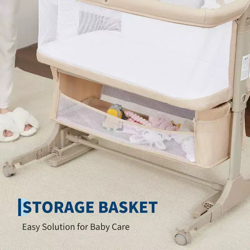 Culla Co-Sleeping da Comodino, Lettino 3-in-1 con Zanzariera, Altezza Regolabile, Ruote e Cesto Portaoggetti