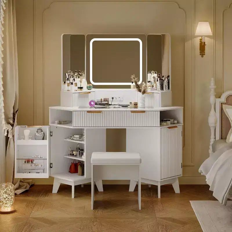 Scrivania angolare con specchio a tre ante e illuminazione a LED